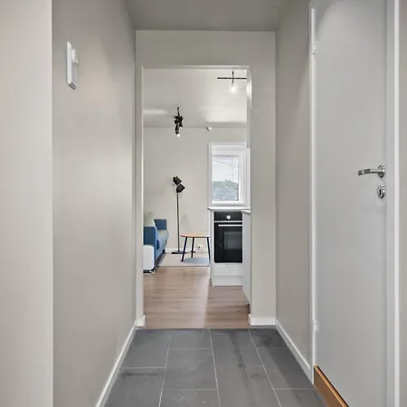 Leilighet Stylish 4br With Parking *